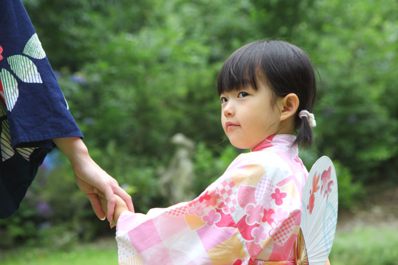 夏ならではのオシャレ」といえばコレ！ 子供の浴衣・甚平コーデ10選 FUNmily by fotowa